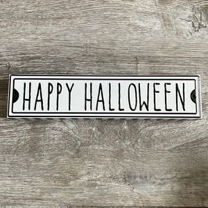 NWT Happy Halloween Street Box Sign
